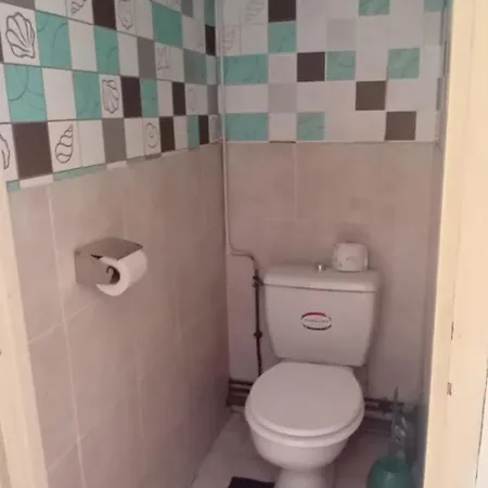 Le De Louis בית נופש Larnagol