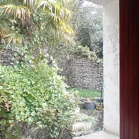 בית נופש Le De Louis Larnagol